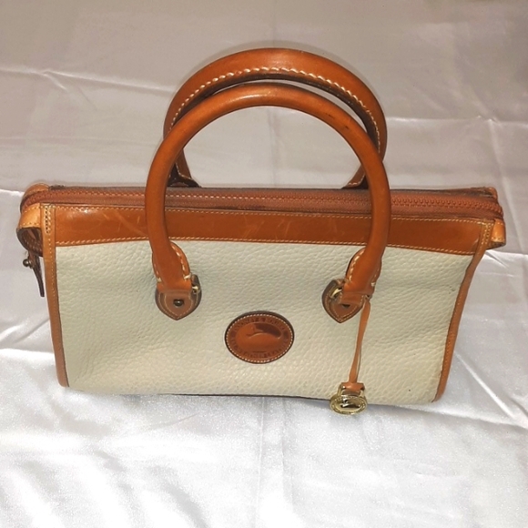 Dooney & Bourke Handbags - Dooney & Bourke Vintage Leather Satchel